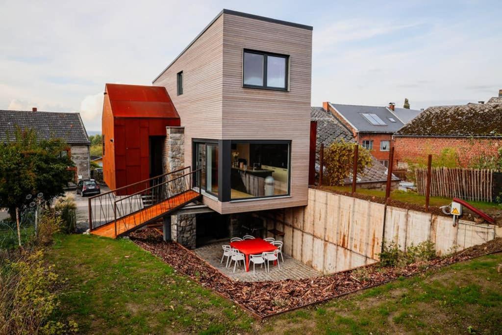 Amazon Corten Marche-en-Famenne Bagian luar foto