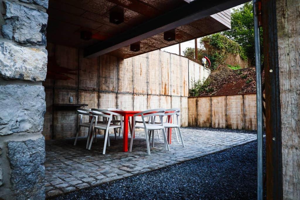 Amazon Corten Marche-en-Famenne Bagian luar foto