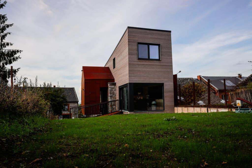 Amazon Corten Marche-en-Famenne Bagian luar foto