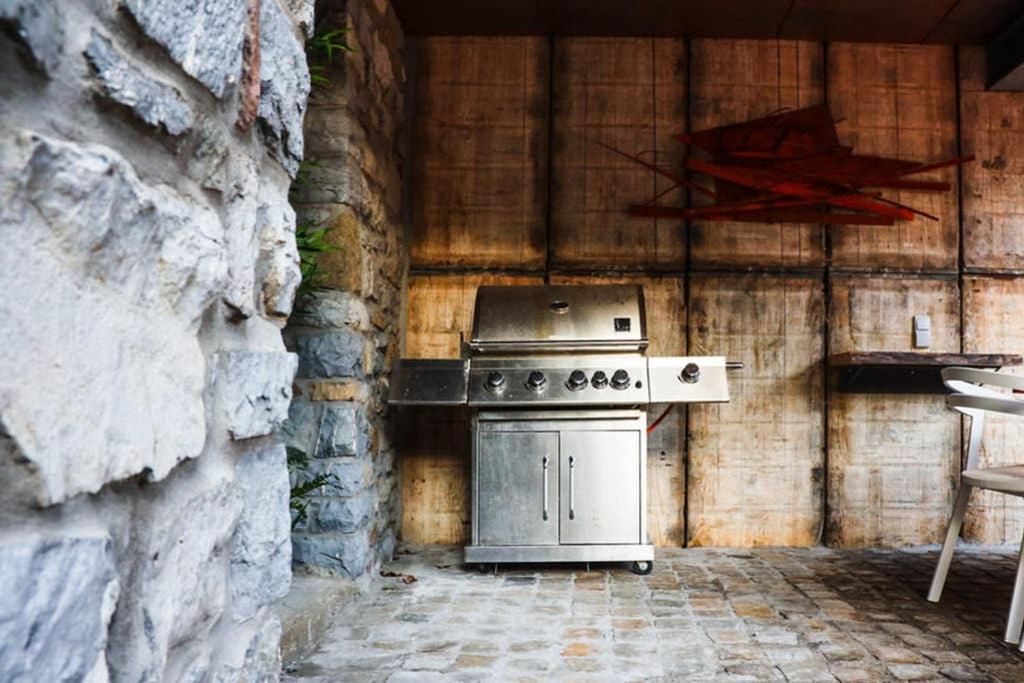 Amazon Corten Marche-en-Famenne Bagian luar foto