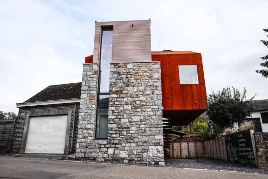 Amazon Corten Marche-en-Famenne Bagian luar foto